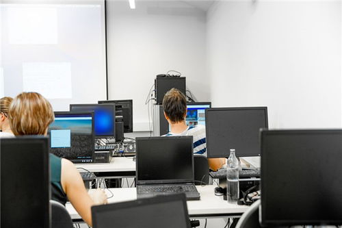 仟佰教育 以基礎軟件開發為核心，打造智慧教育加盟新優勢